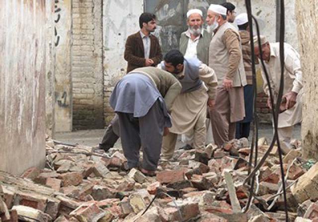 Earthquake Leaves Scores  of Kabul Families Homeless